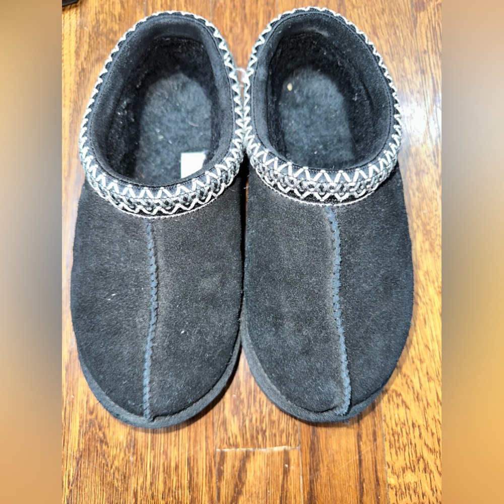 UGG Tasman Slippers